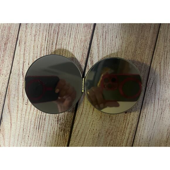 Marc Jacobs Fragrances Silver Compact Double Mirror Travel Size New - Picture 5 of 8